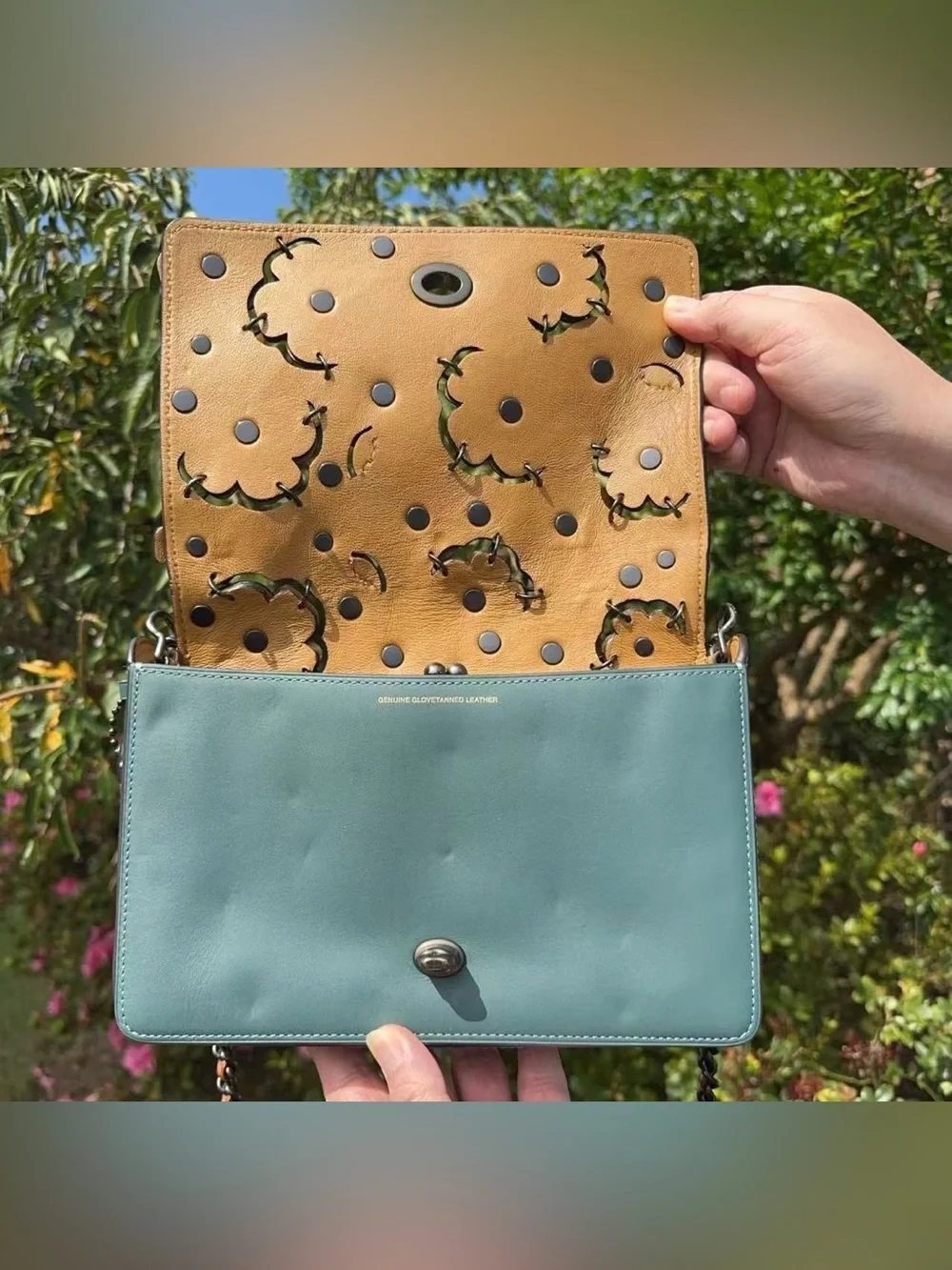 COACH Dinky 24 With Linked Tea Rose 21585 - Picture 9 of 12